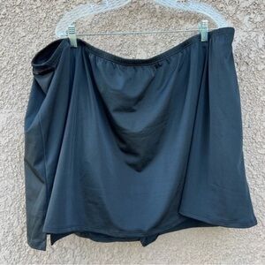 Cacique Skirt Women's 38‎ Black Slitted Swim Skort w attached shorts underneath